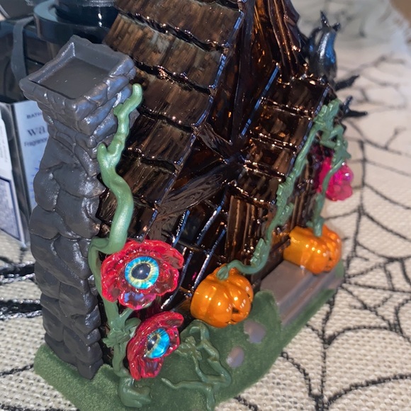 Bath and BodyWorks Witches Cottage Fragrance Plug-In - Picture 5 of 8